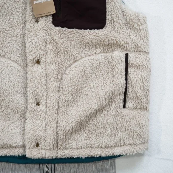 Patagonia Teal and Brown Vest - Picture 9 of 12